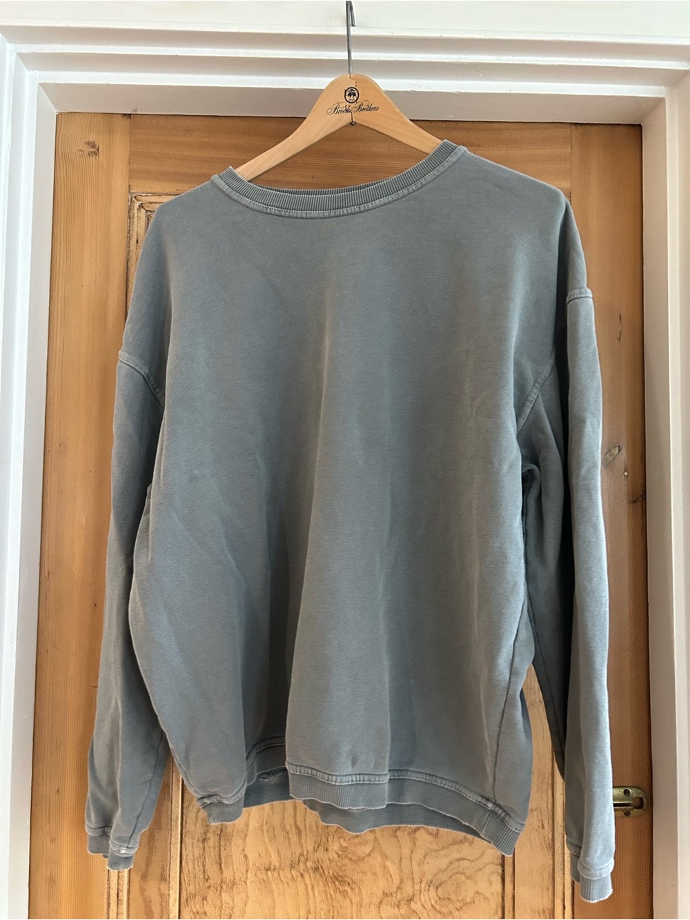 Relaxed Crewneck Sweatshirt in Faded Gray-Green